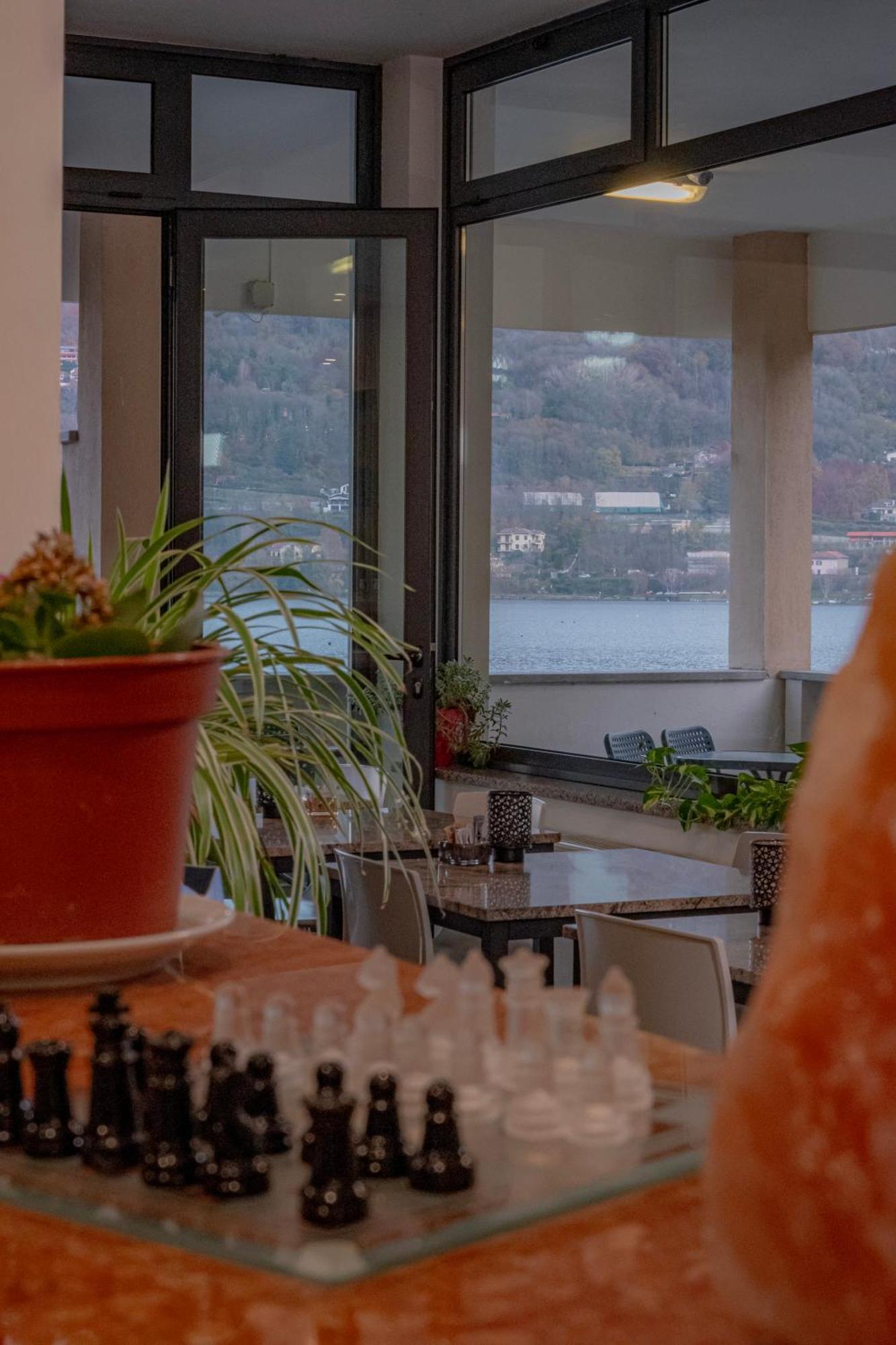Hotel Chalet Del Lago Avigliana Kültér fotó